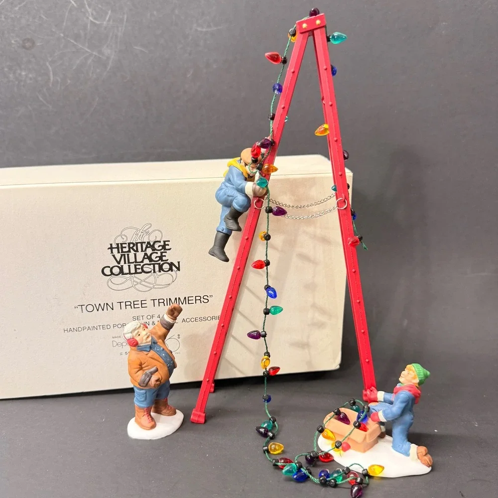 Dept 56 Heritage Village Town Tree Trimmers 5528-0 Christmas Village Accessory